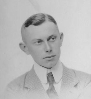 Max Steinleitner, geb. 20.09.1905 in Neuhof, vermisst seit dem 01.03.1945 bei Danzig